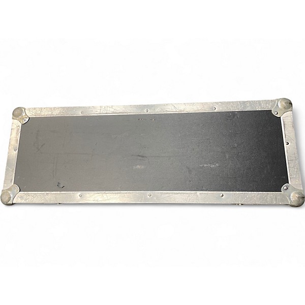 Used Roadie road tour case Amp Case