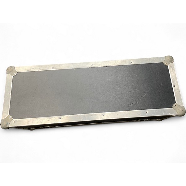 Used Roadie road tour case Amp Case