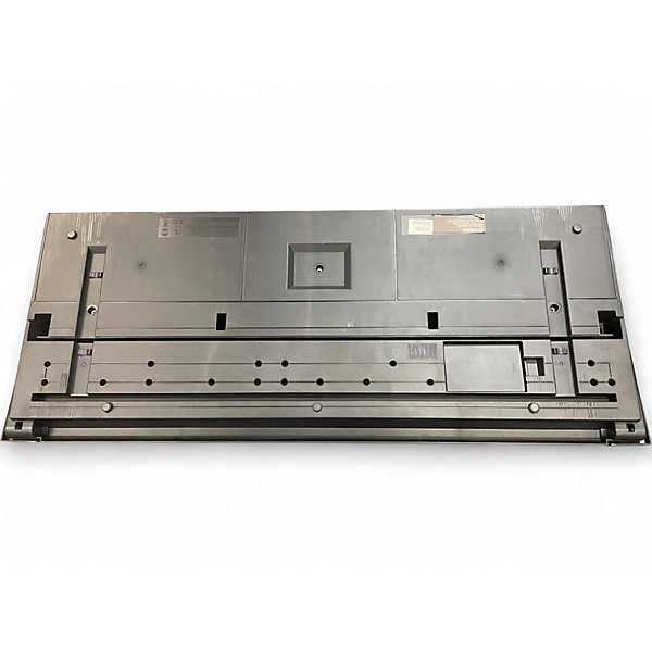 Used Yamaha PSRE423 61 Key Portable Keyboard