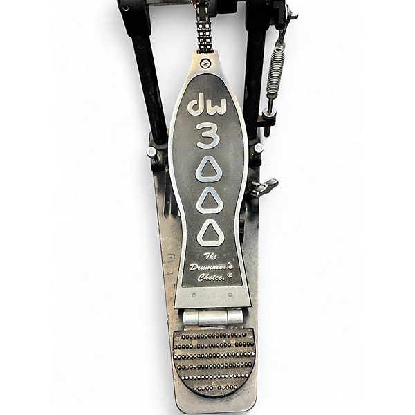 Used DW 3000 Series Single Single Bass Drum Pedal