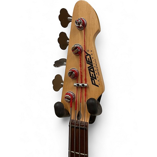 Used Peavey FOUNDATION BASS White Electric Bass Guitar