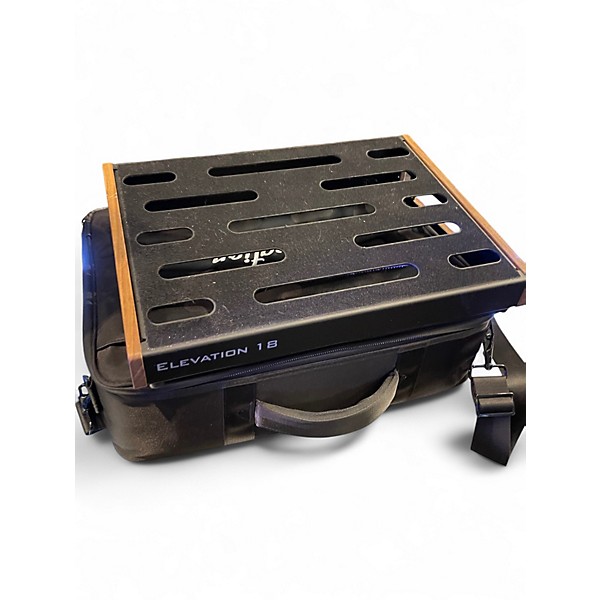 Used Creation ELEVATION 18 Pedal Board