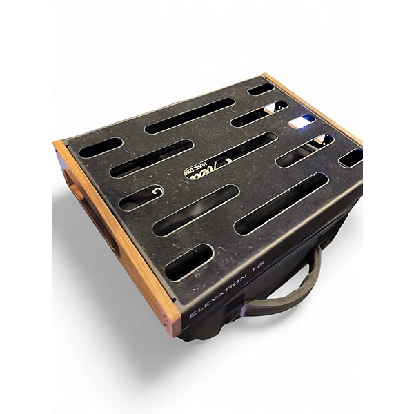 Used Creation ELEVATION 18 Pedal Board