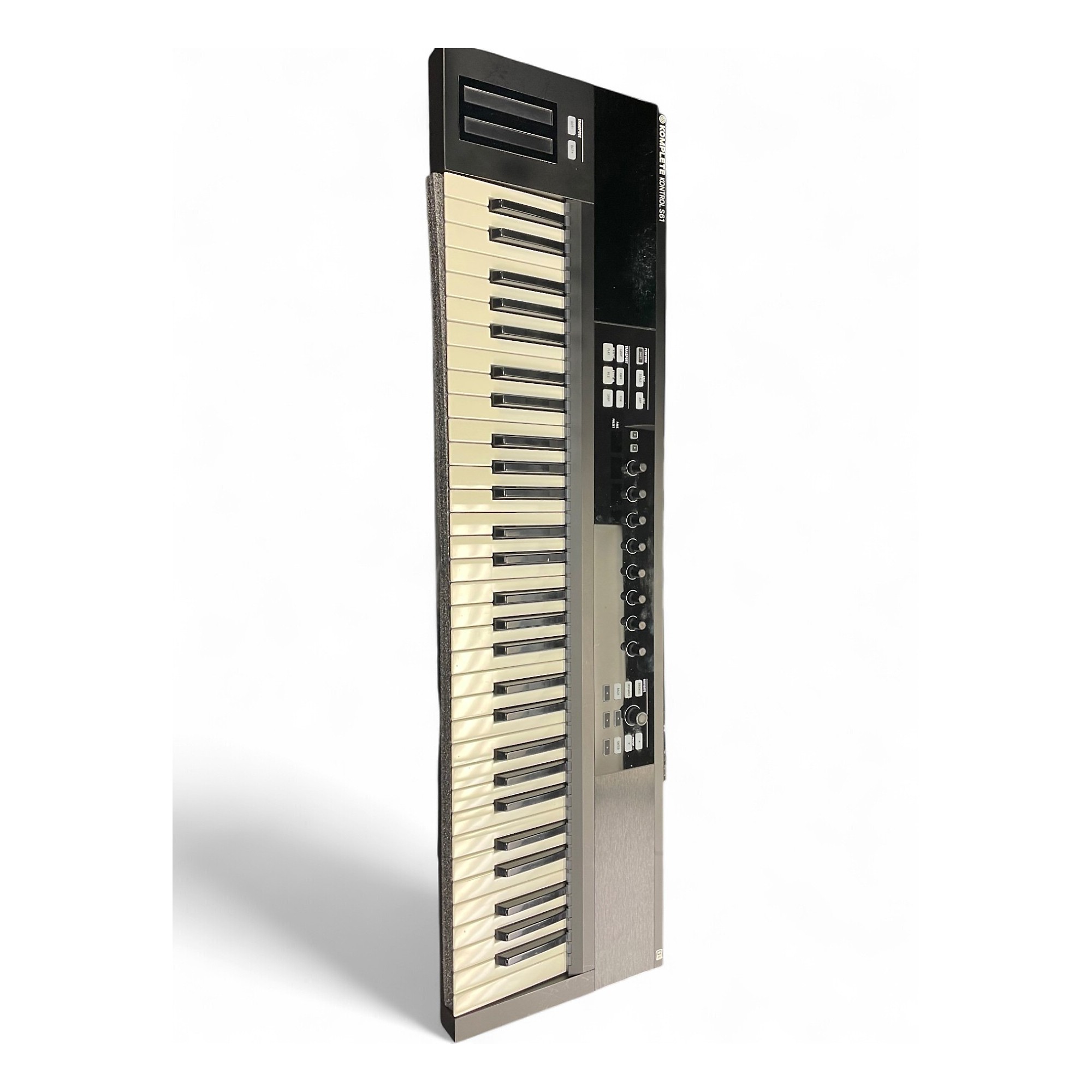 Used Native Instruments Komplete Kontrol S61 MIDI Controller