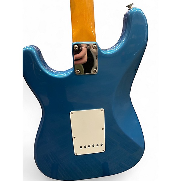 Vintage 1987 Fender VINTAGE 62 STRATOCASTER Lake Placid Blue Solid Body Electric Guitar