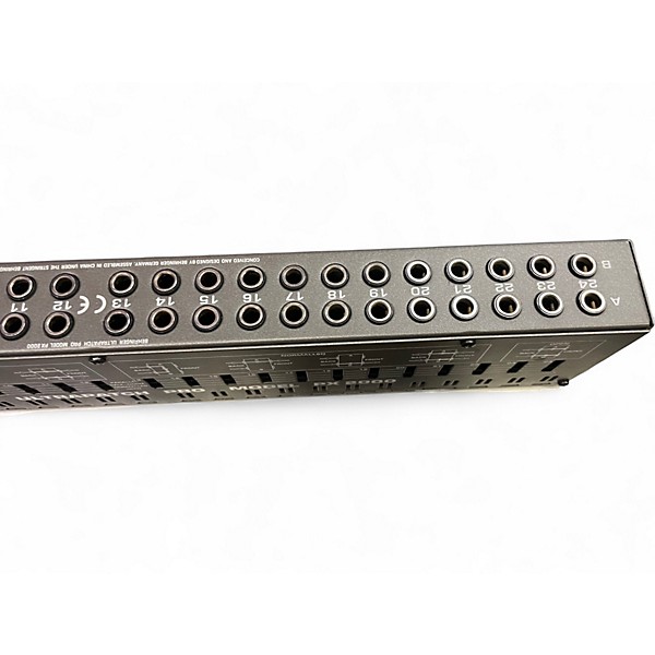 Used Behringer px 2000 Patch Bay