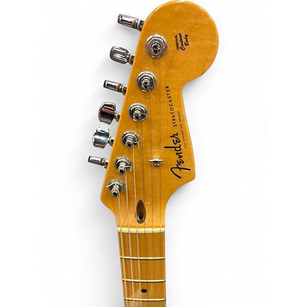 Used 2007 Fender Custom Classic Stratocaster 2 Color Sunburst Solid Body Electric Guitar