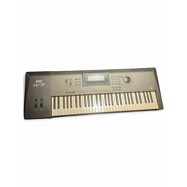 Used Yamaha W7 Keyboard Workstation