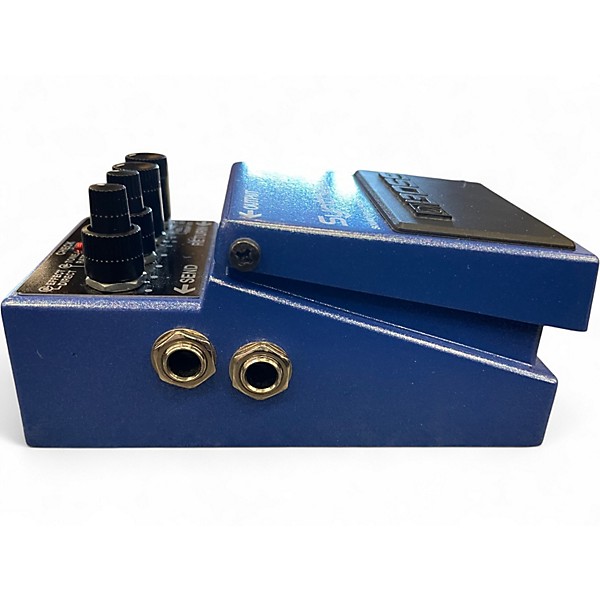 Used BOSS SY300 Guitar Synthesizer Effect Pedal