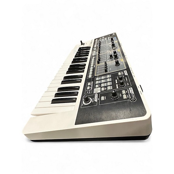 Used Roland Gaia SH01 37 Key Synthesizer