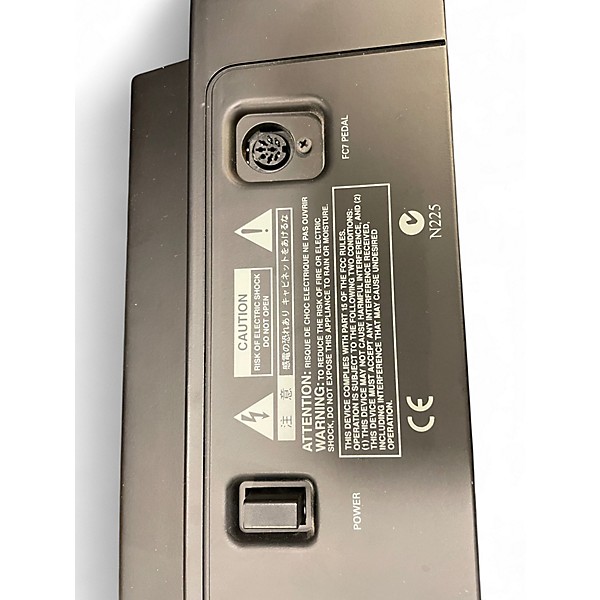 Used Roland G-600 Keyboard Workstation