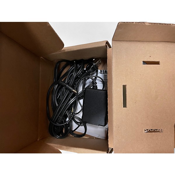 Used Voodoo Lab pedal power x4 Power Supply