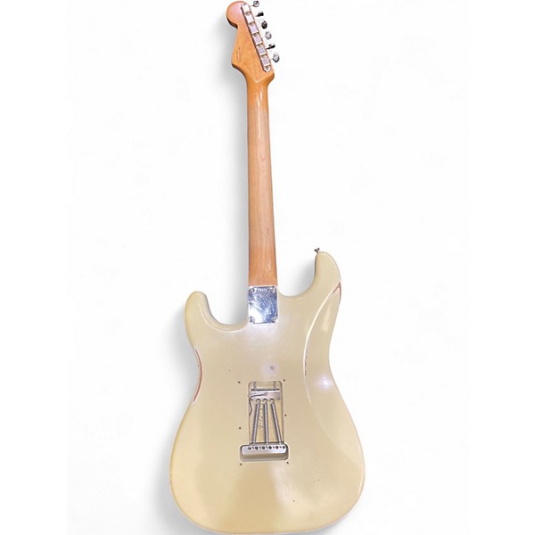 Used Fender Road Worn 1960S Stratocaster Vintage White Solid Body Electric Guitar