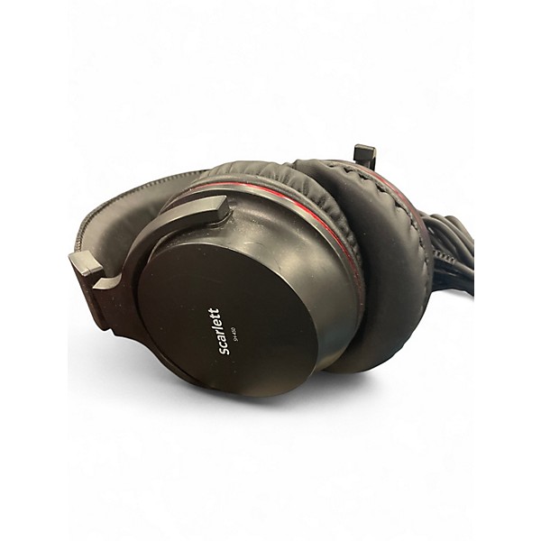 Used Focusrite SCARLETT 2I2 STUDIO PACK