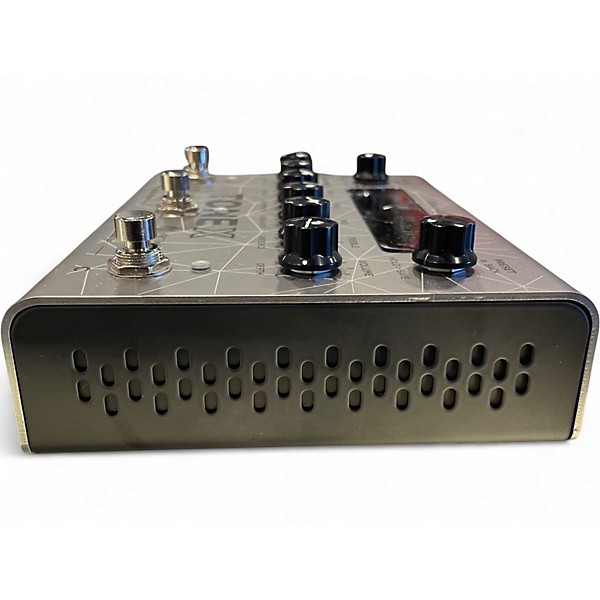 Used Amplitube tonex bass edition Effect Processor