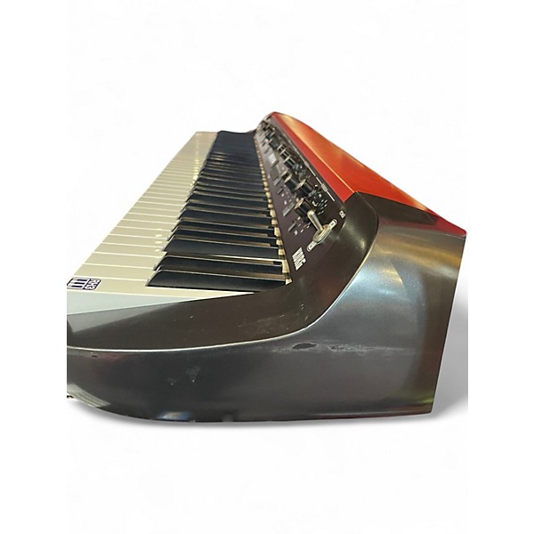 Used KORG SV173 73 Key Stage Piano