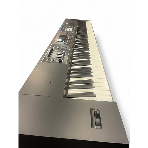 Used Roland juno ds 88 key Keyboard Workstation