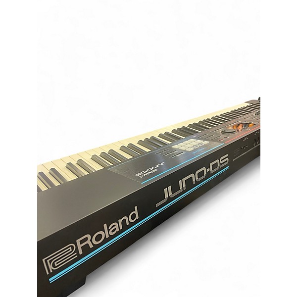 Used Roland juno ds 88 key Keyboard Workstation
