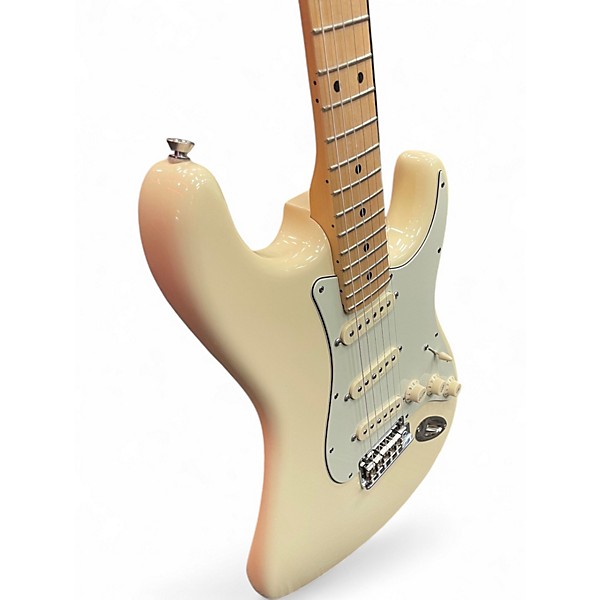 Used 2017 Fender USA PROFESSIONAL STRATOCASTER Antique White Solid Body Electric Guitar