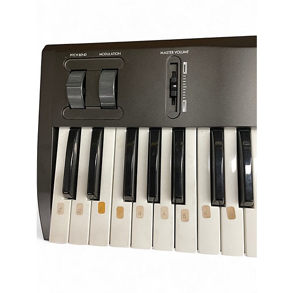 Used KORG X5 Keyboard Workstation
