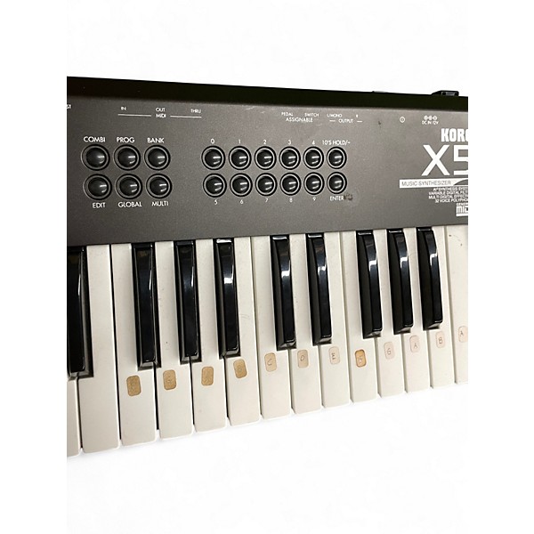 Used KORG X5 Keyboard Workstation