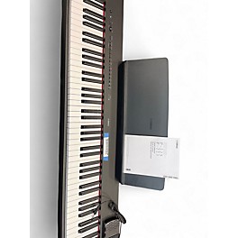 Used Yamaha P225 Digital Piano
