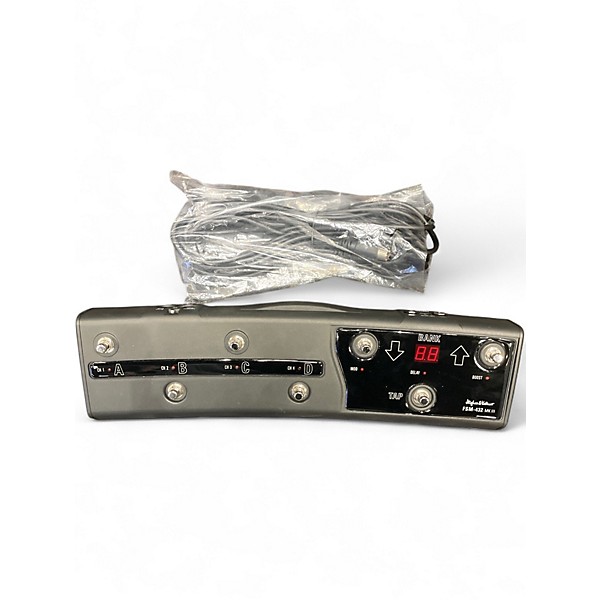 Used Hughes & Kettner fsm-432 mkIII Pedal Board