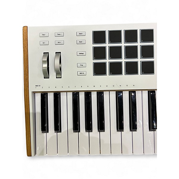 Used Arturia KEYLAB 61 MIDI Controller
