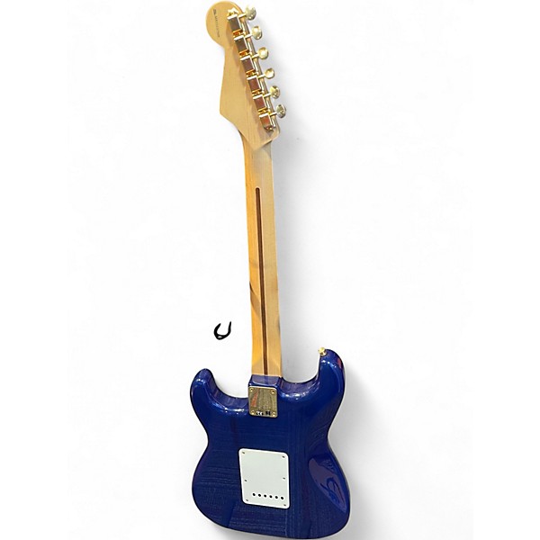 Used Fender Deluxe Players Stratocaster Blue Sapphire Solid Body Electric Guitar