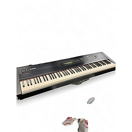 Used Yamaha S08 88 Key Synthesizer