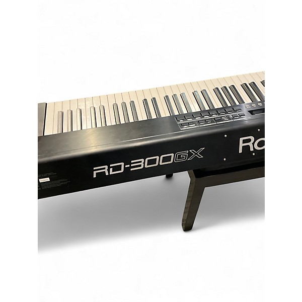 Used Roland RD300GX 88 Key Stage Piano