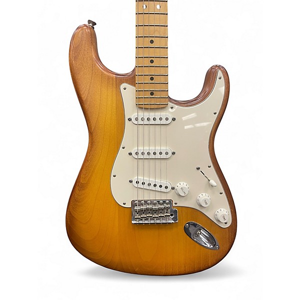 Used 2013 Fender FSR American Special Hand-Stained Stratocaster Honey Burst Solid Body Electric Guitar