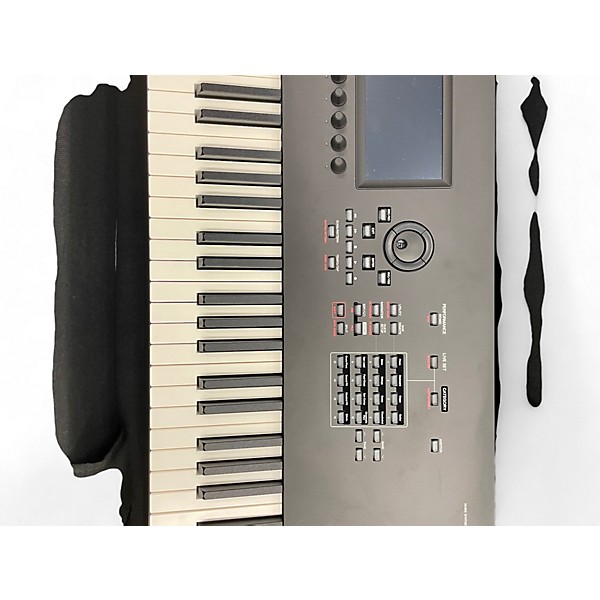 Used Yamaha MONTAGE M8X 88 KEY Keyboard Workstation