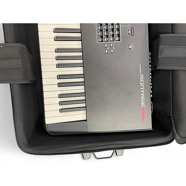 Used Yamaha MONTAGE M8X 88 KEY Keyboard Workstation