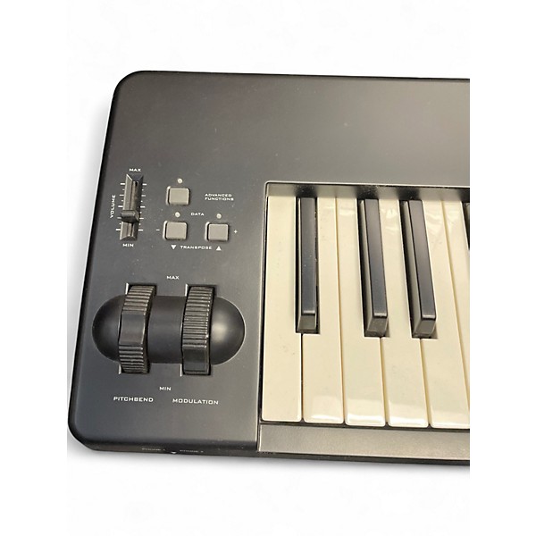 Used 2010s M-Audio pro keys 88 sx MIDI Controller