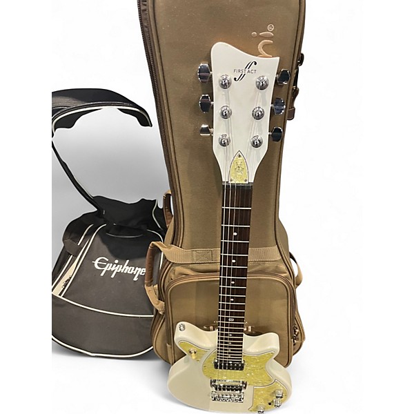 Used First Act Garage Master Volkswagen White Solid Body Electric Guitar