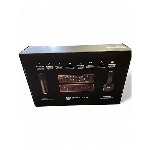 Used Focusrite Focusrite SCARLETT 2I2 STUDIO PACK
