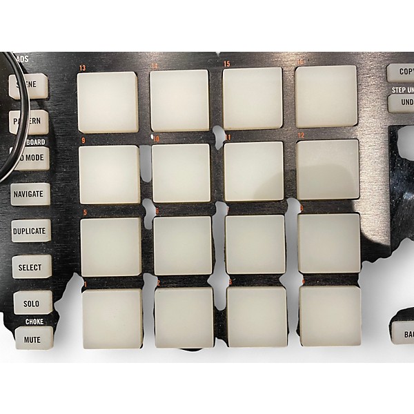 Used Native Instruments Maschine Studio MIDI Controller