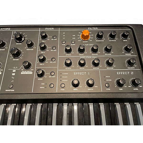 Used Studiologic SLEDGE Synthesizer