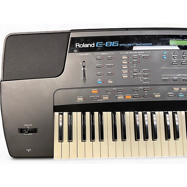 Used Roland E-86 Synthesizer