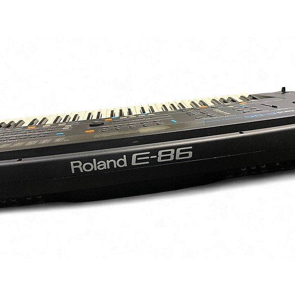Used Roland E-86 Synthesizer