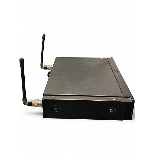 Used Shure BLX24R/SM58 Handheld Wireless System