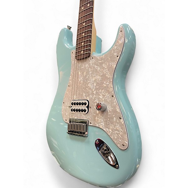 Used Fender Tom Delonge Signature Stratocaster Daphne Blue Solid Body Electric Guitar