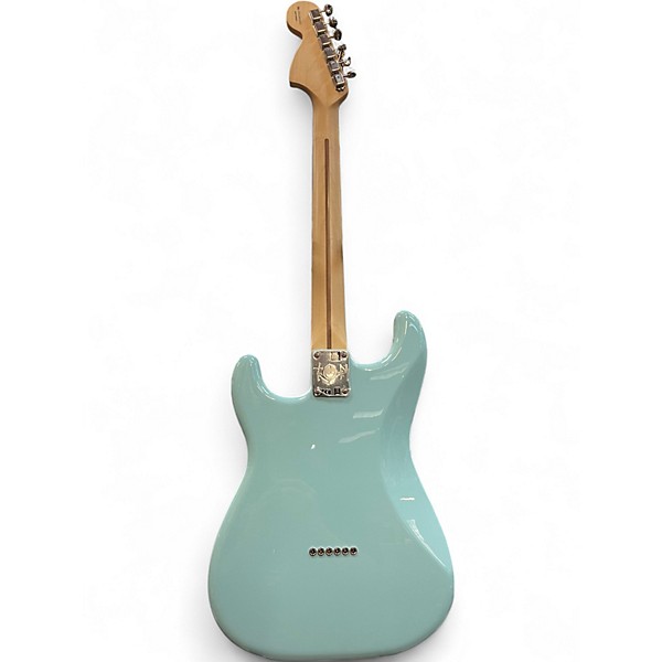 Used Fender Tom Delonge Signature Stratocaster Daphne Blue Solid Body Electric Guitar