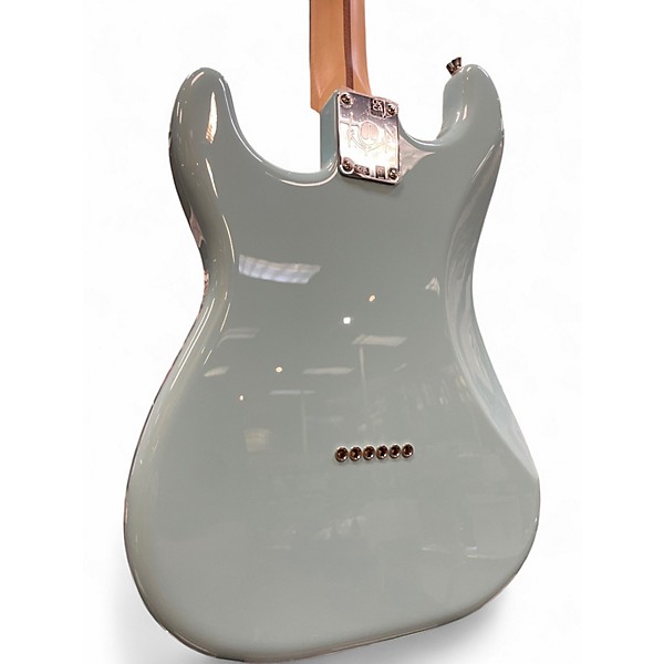 Used Fender Tom Delonge Signature Stratocaster Daphne Blue Solid Body Electric Guitar
