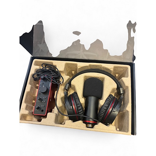 Used Focusrite SCARLETT STUDIO SOLO Audio Interface