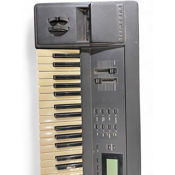 Used Kurzweil K2000 Synthesizer