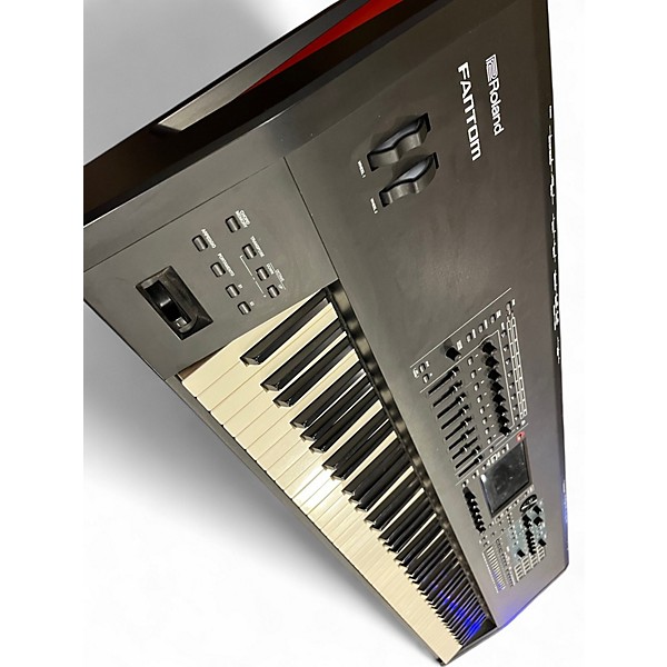 Used Roland Fantom 8 Keyboard Workstation