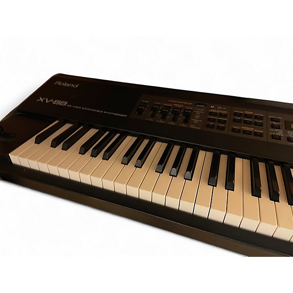 Used Roland XV88 Keyboard Workstation