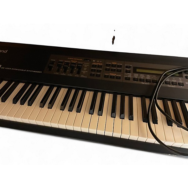 Used Roland XV88 Keyboard Workstation